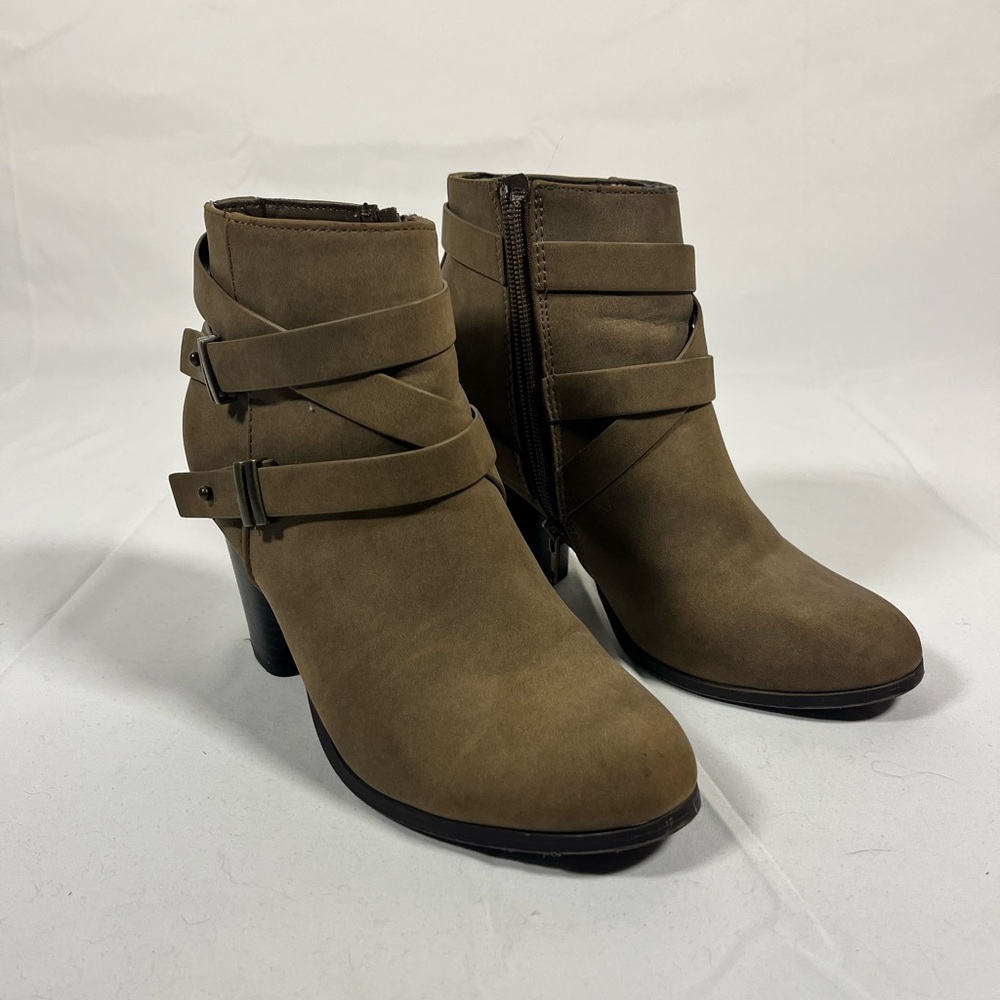 Charolette Russe Brown Ankle Booties with Buckle & Block Heel Size 7